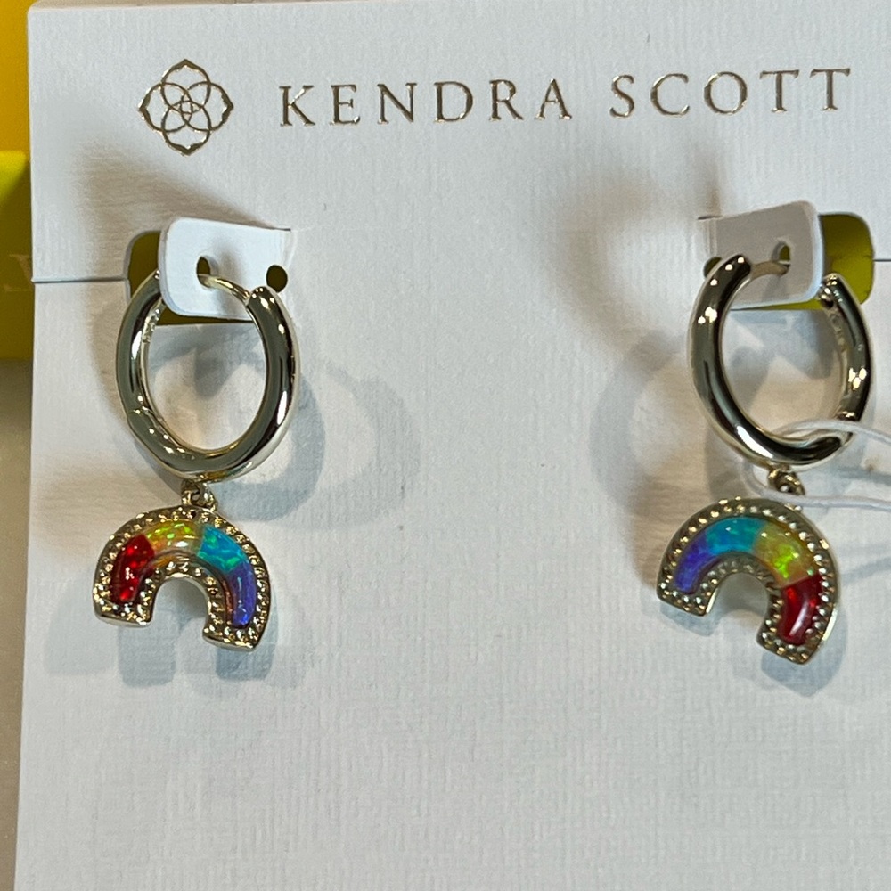 NWT Kendra Scott Rainbow Huggie Hoop Earrings RARE & Multi Opal Yellow Gold WOW! - Picture 7 of 9